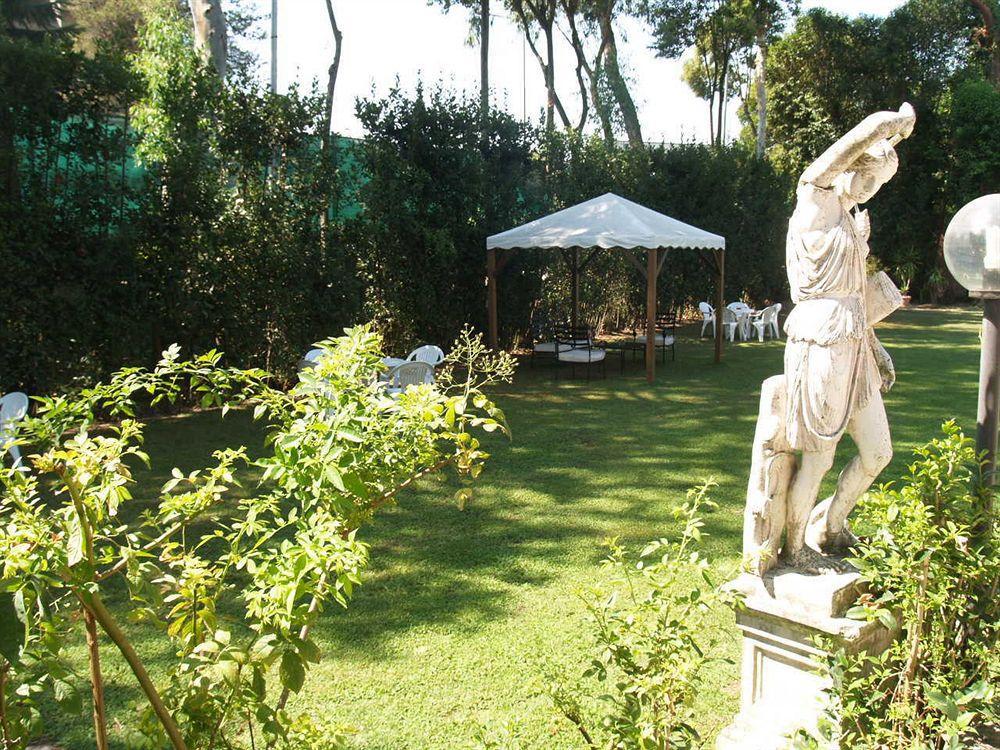 Hotel Romulus Servizi foto