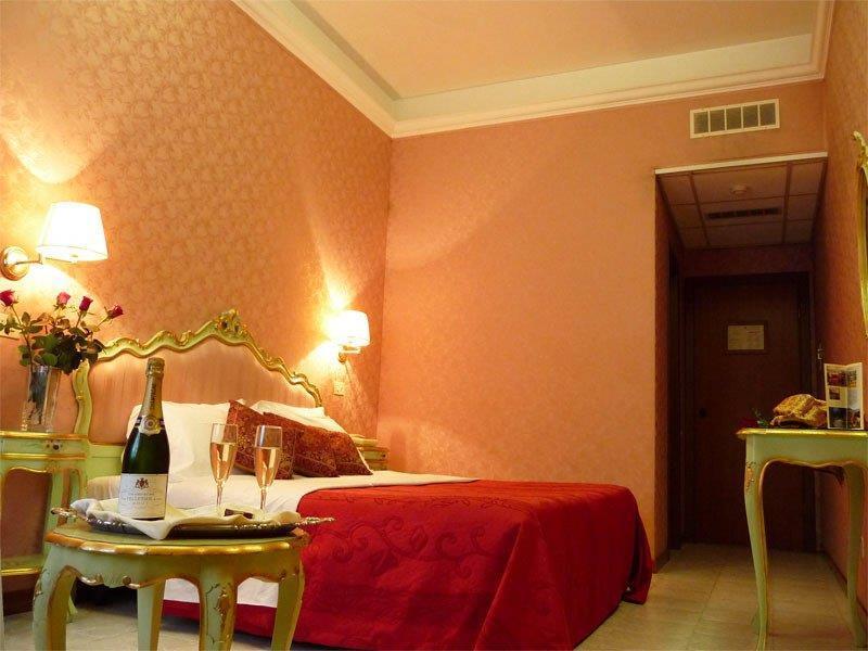 Hotel Romulus Camera foto