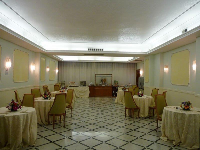 Hotel Romulus Ristorante foto