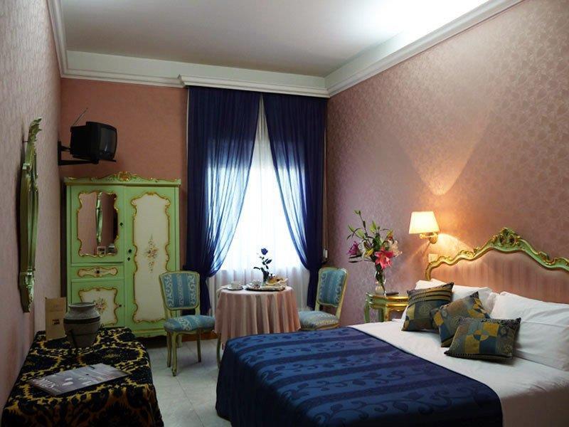 Hotel Romulus Camera foto