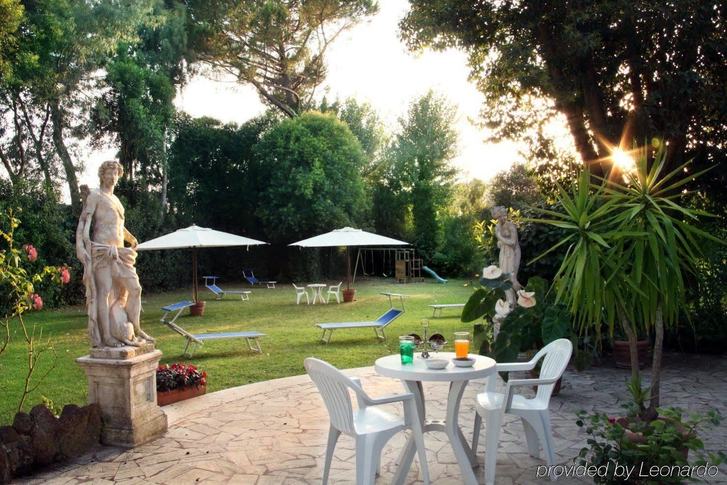 Hotel Romulus Servizi foto